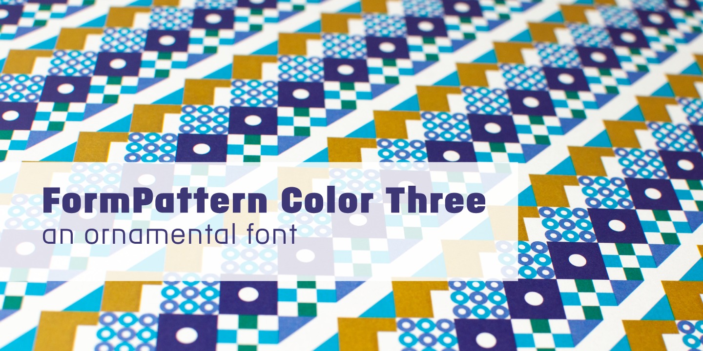FormPattern Color Three Vintage Font preview